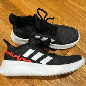 Boys Adidas 5W kicks